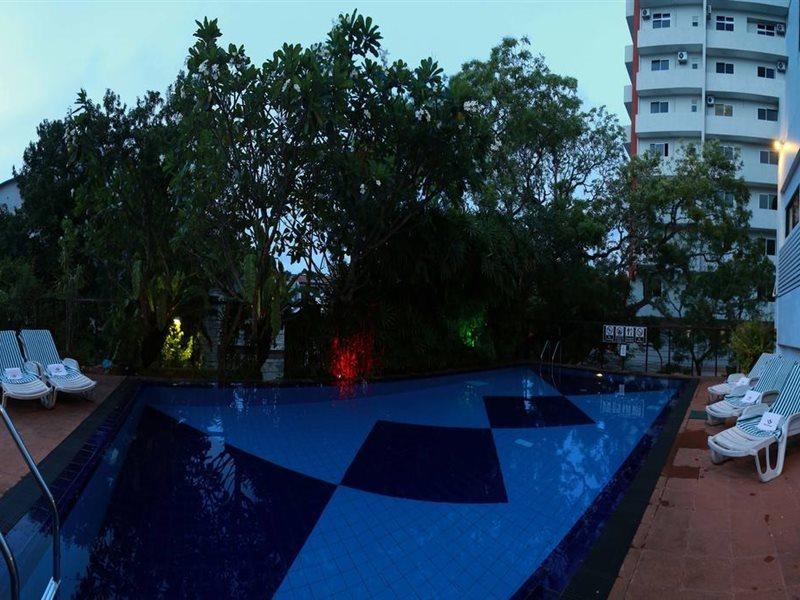 קולומבו Hotel Sapphire מראה חיצוני תמונה