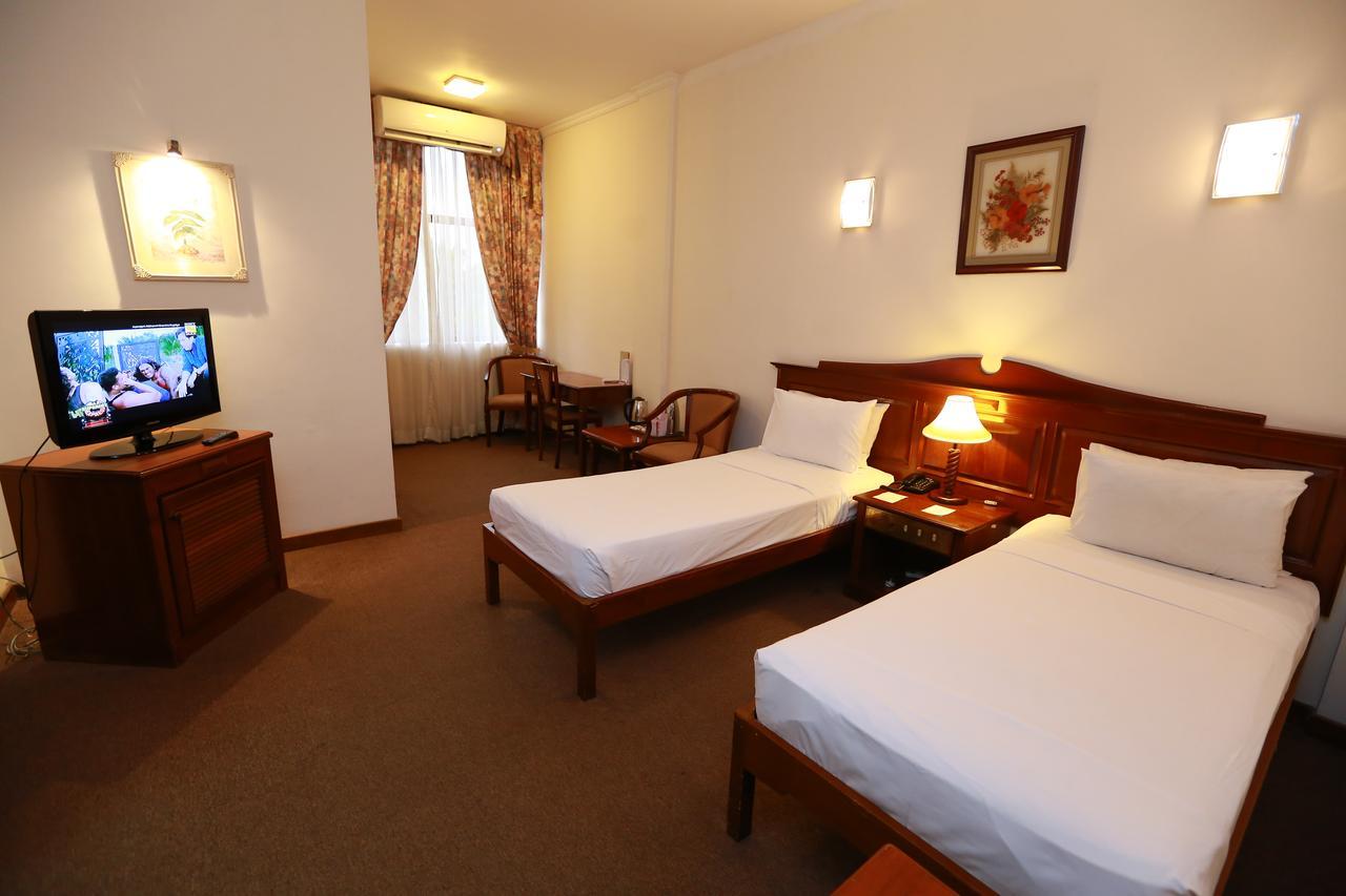 קולומבו Hotel Sapphire מראה חיצוני תמונה