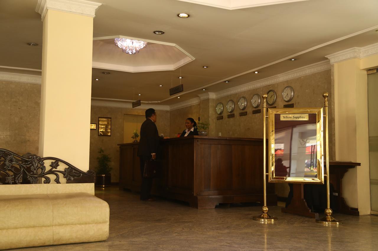 קולומבו Hotel Sapphire מראה חיצוני תמונה